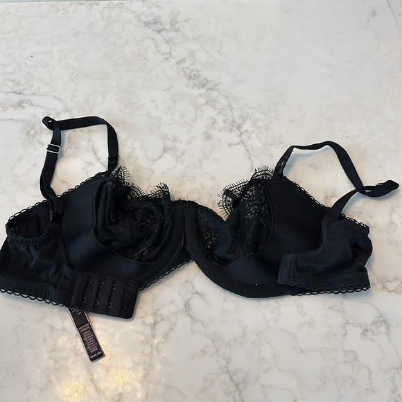 Victoria Secret Dream Angels Push-Up without Padding Bra. 34DD - Picture 2 of 4